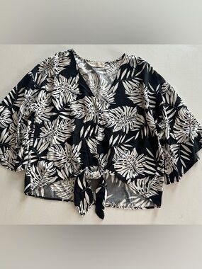 Tropical Print front tie women’s blouse by Cookie Clothing Company Hawaii.